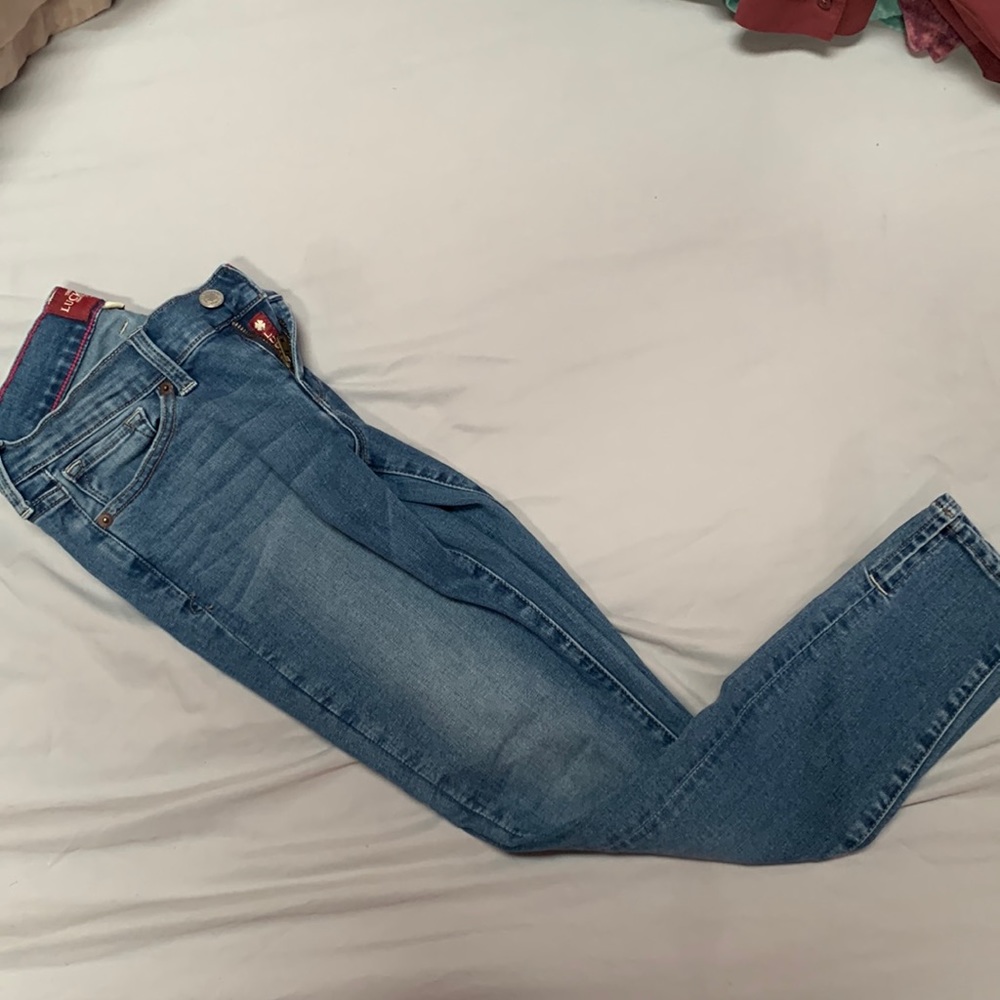 Medium Wash Lucky Brand Skinny Jeans - Picture 1 of 5